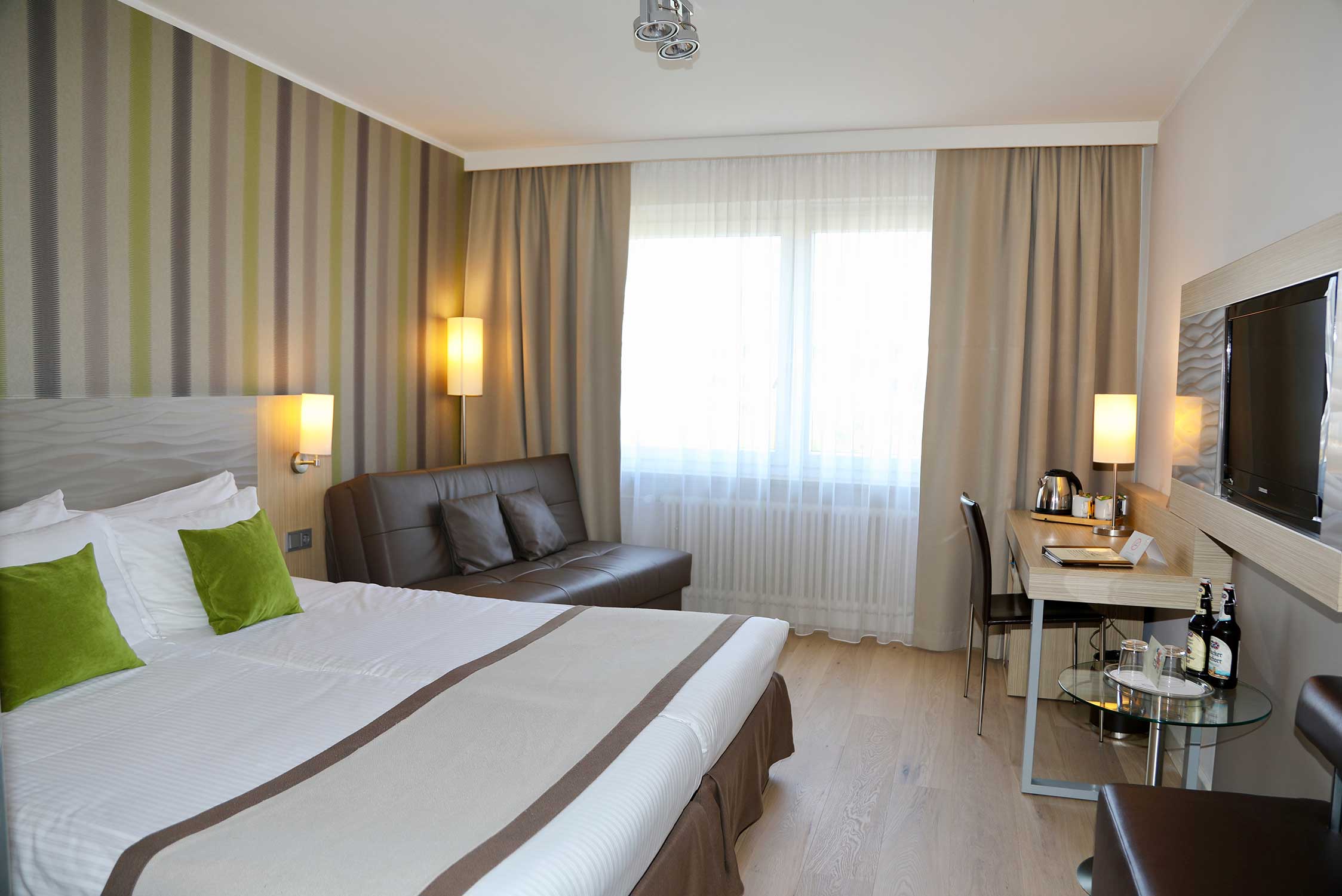 Hotel New Orly, Drei Bett Zimmer / Familienzimmer Ansicht